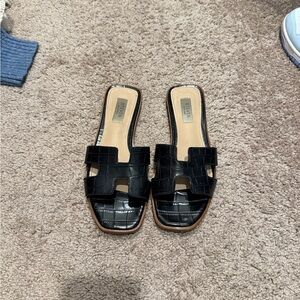 Steve Madden Black Croc-Embossed Sandals